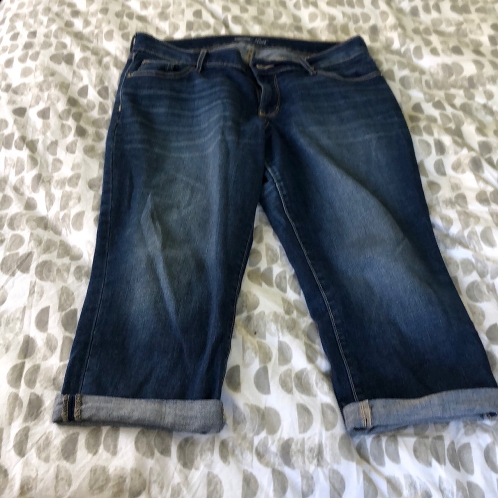 The Flirt Crop Jeans